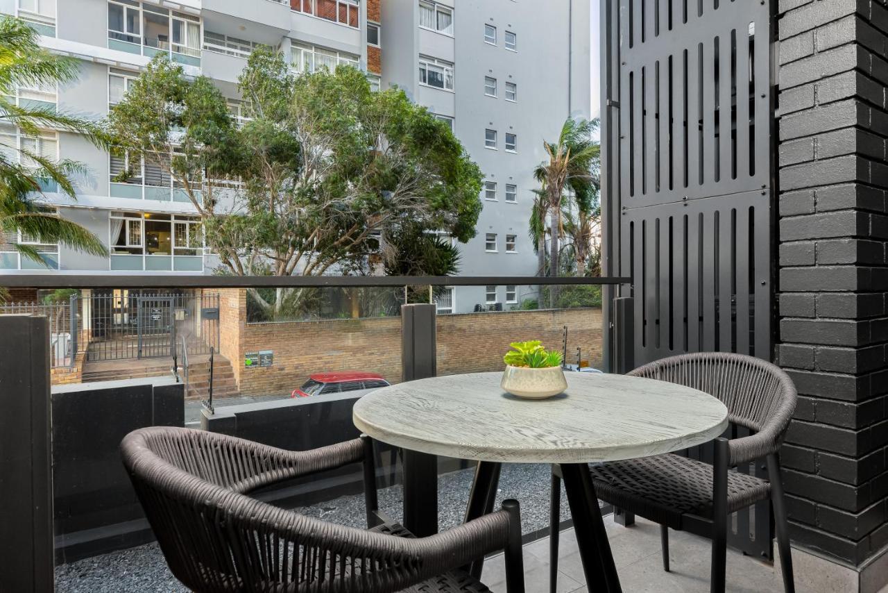 Apartment Station House *