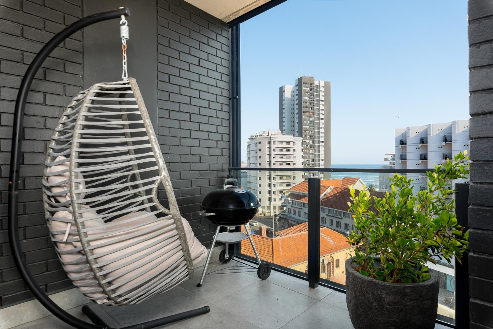 Apartment Station House *