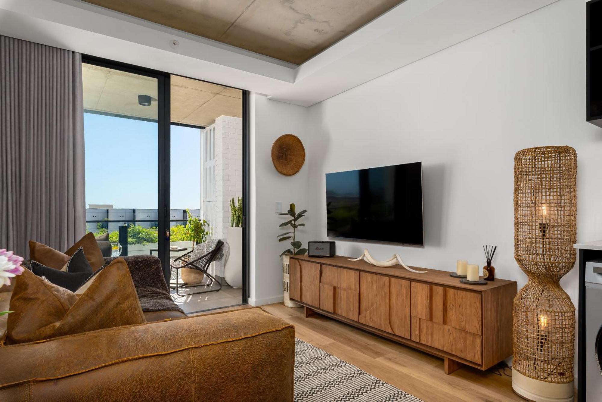 Apartment Station House *