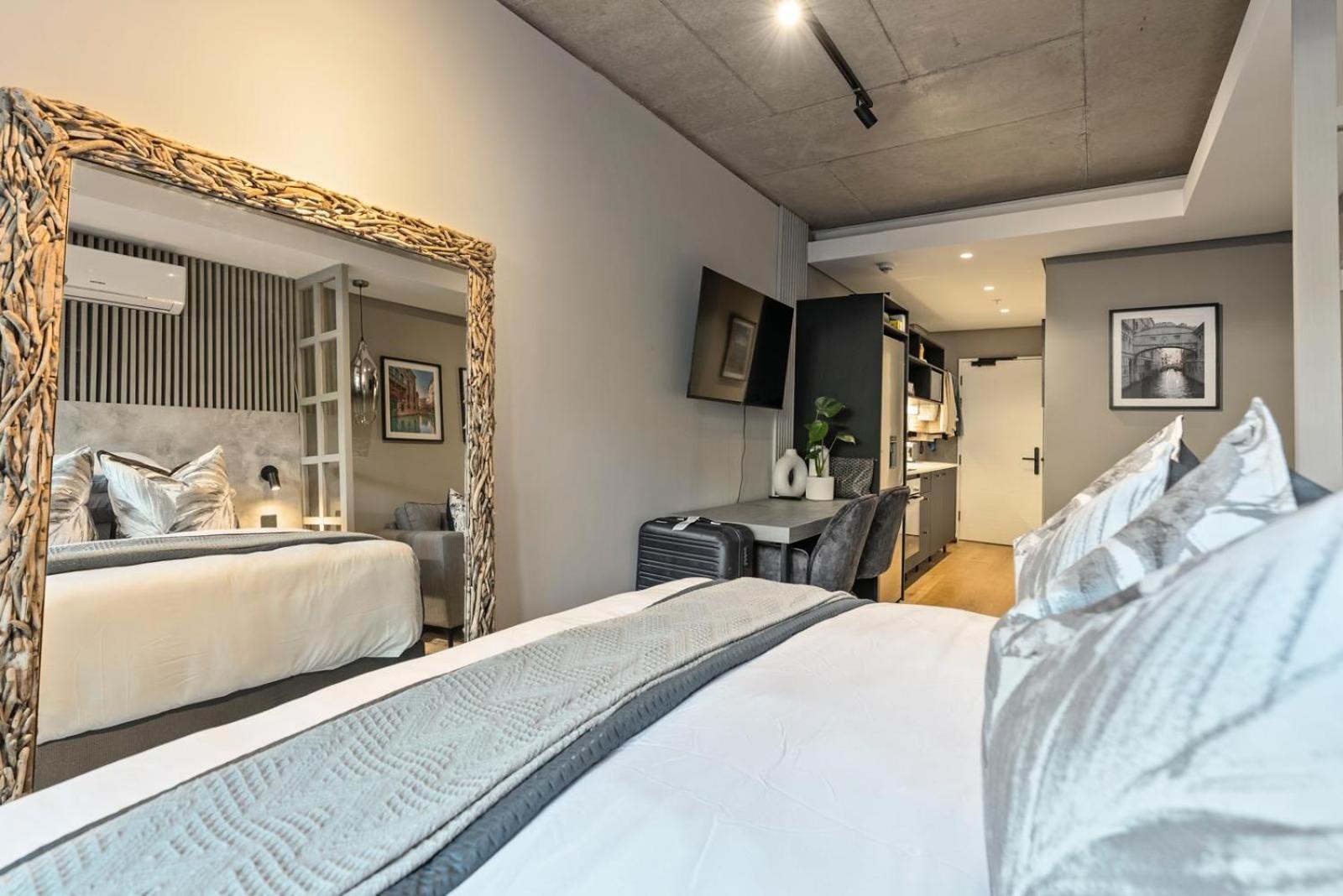 Station House Apartment